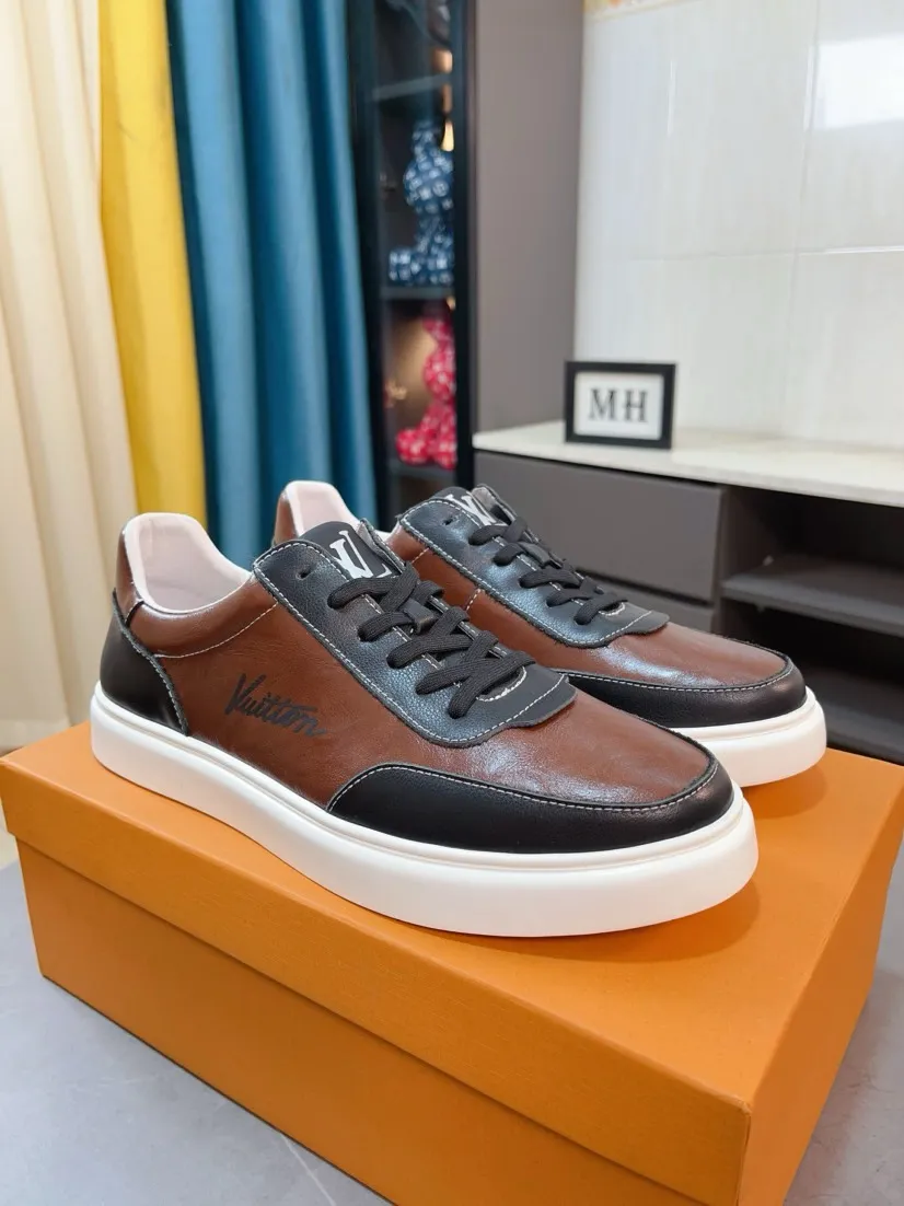 Ex-factory price 440🌹🌹[LV]🌹High-end brand of men's shoes: Official website 1:1 Latest masterpiece: The upper is made of first-layer cowhide imported from Italy with special materials➕made of full genuine leather lining🔥, making walking more convenient and comfortable! Exclusive new style, stunning work [color]! Create a fashionable personality to set off your uniqueness! A must-have for trendy men! Classic🔥Number: 38-44